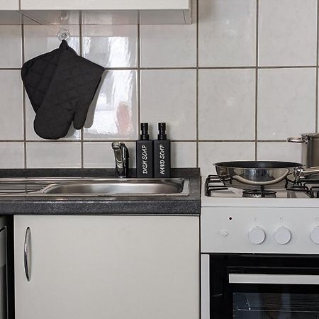 Tt Living Apartments Bonitas & Divinitas I 2 Schlafzimmer I Kueche I Vollbad I Waschmaschine Rellingen エクステリア 写真