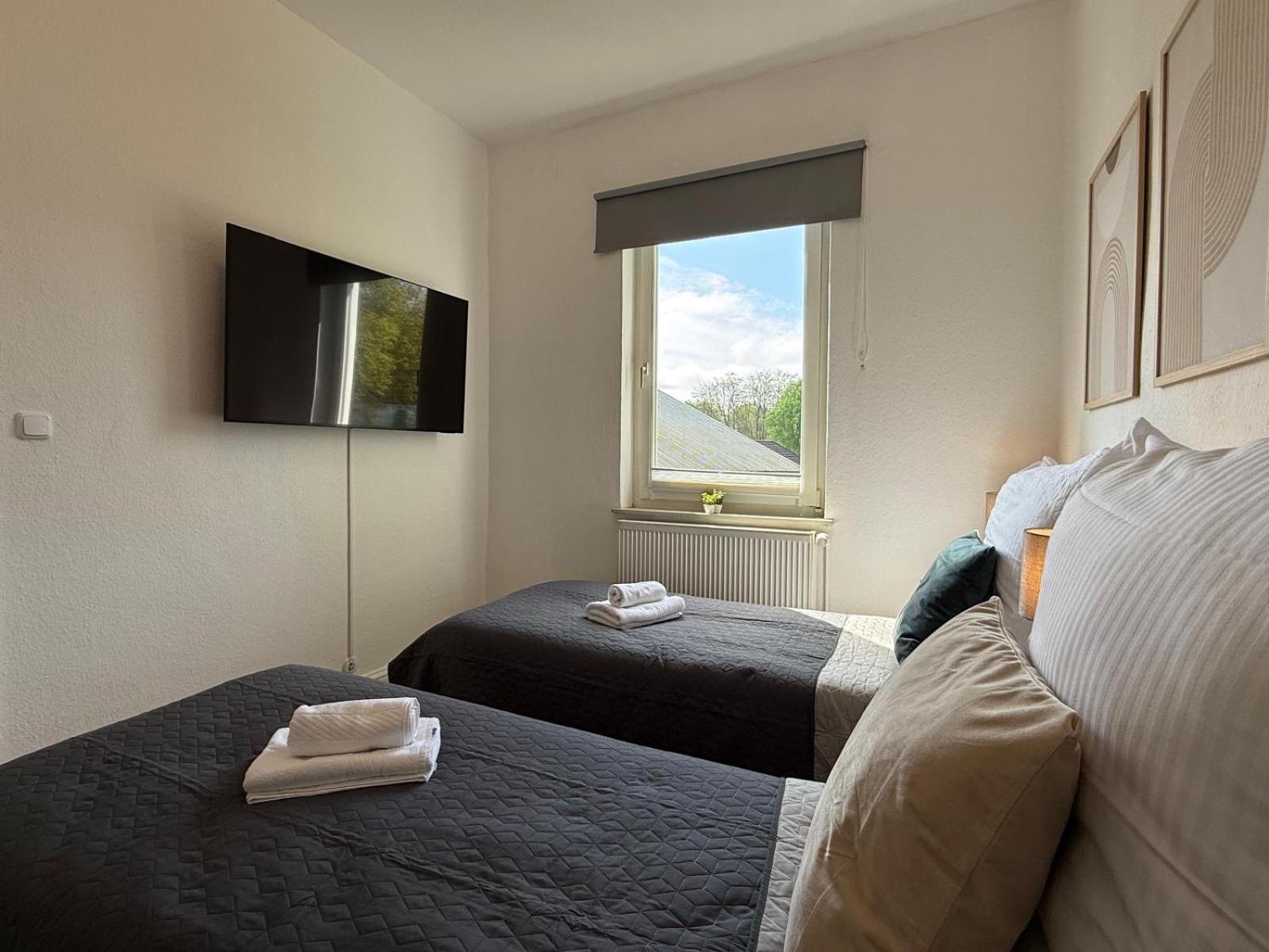Tt Living Apartments Bonitas & Divinitas I 2 Schlafzimmer I Kueche I Vollbad I Waschmaschine Rellingen エクステリア 写真